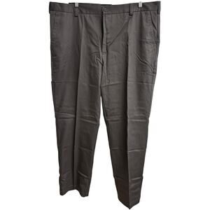 Izod Mens Chino Pants 42x32 Olive Straight Flat Front Non Iron Cotton NWt New